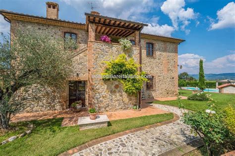 umbria real estate tuscany.